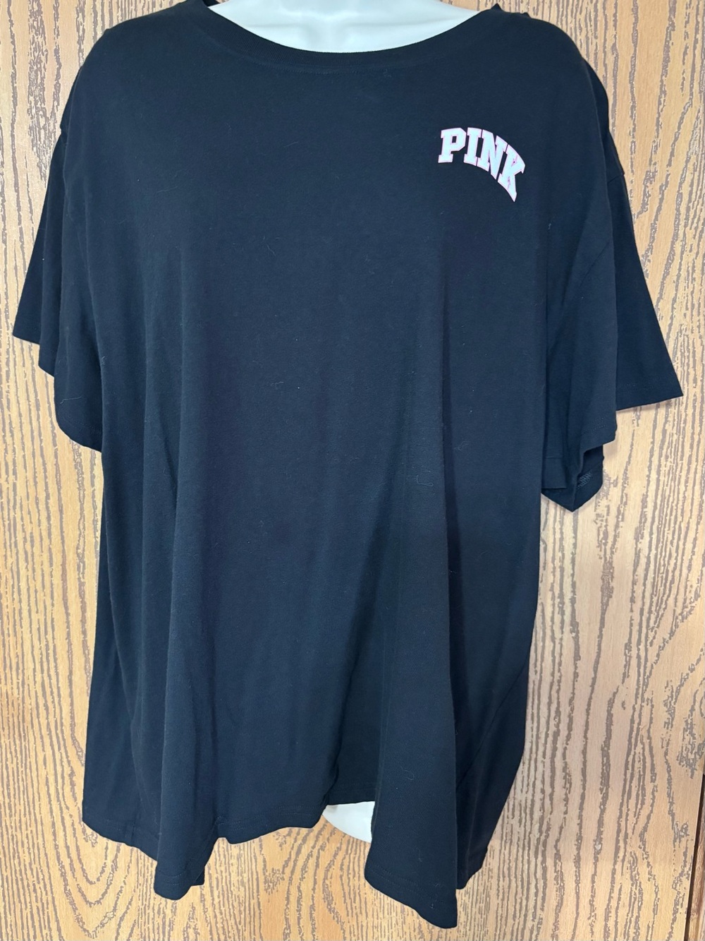 PINK Victoria's Secret Women’s Black Logo Tee